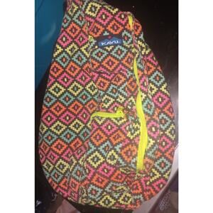 2/$30 Kavu Slingback Bright Pattern Zipper Bag